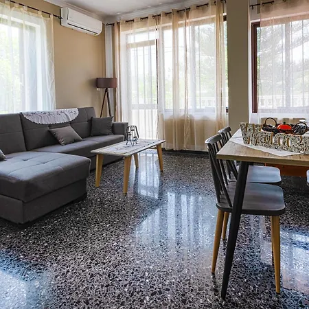 Apartment Kaliopi's *